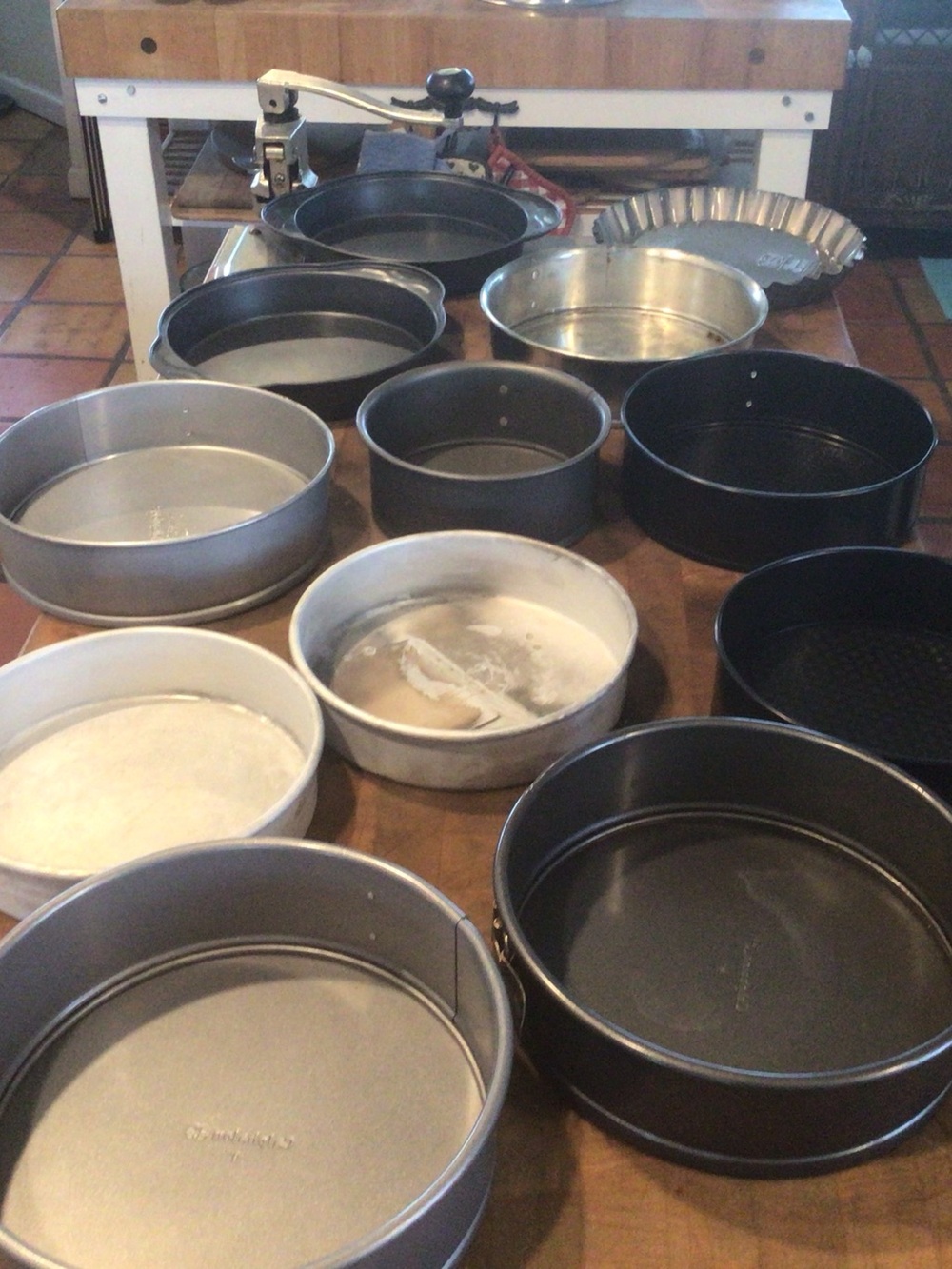 Baking pan bundle… Calphalon and more